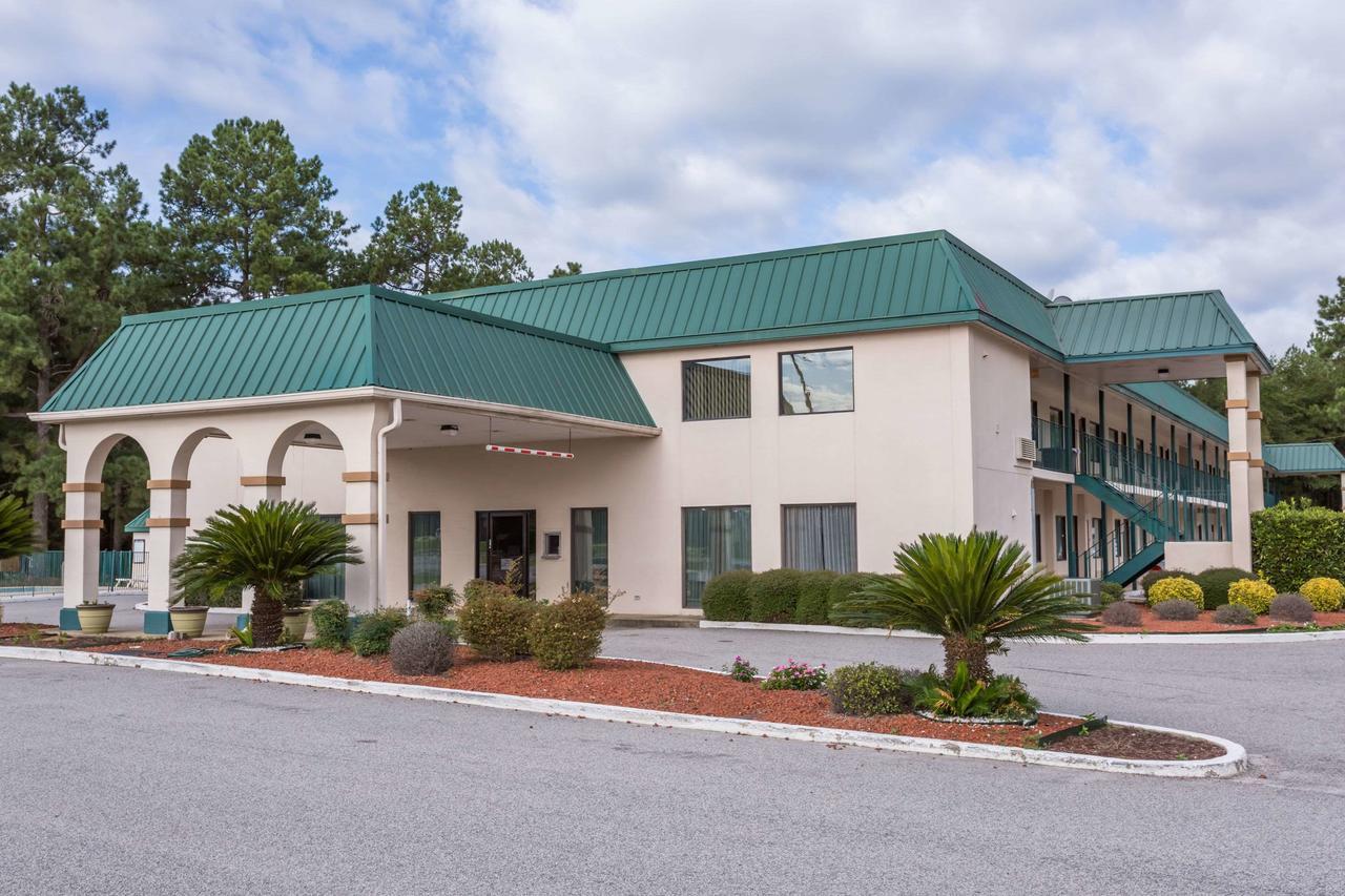 Days Inn By Wyndham Summerton Extérieur photo