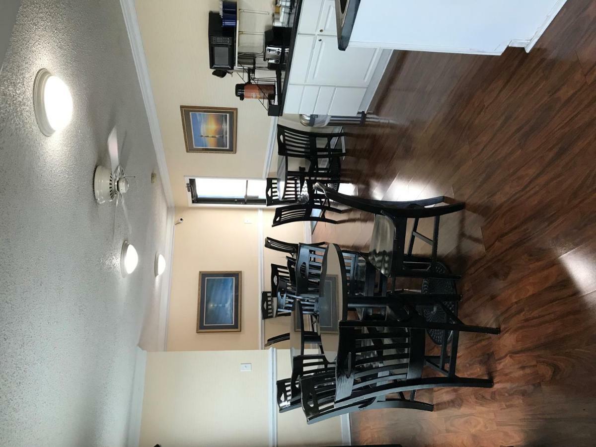 Days Inn By Wyndham Summerton Extérieur photo