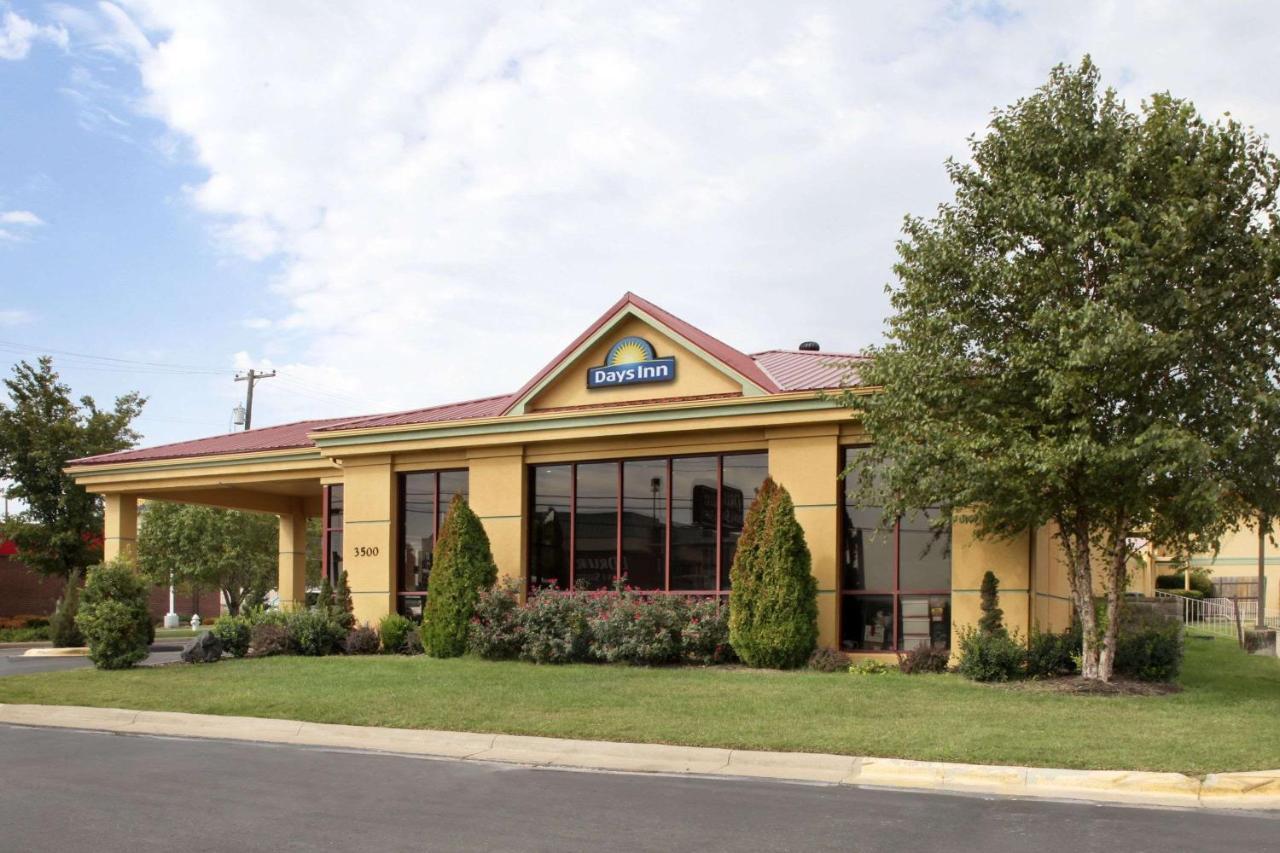 Days Inn By Wyndham Summerton Extérieur photo